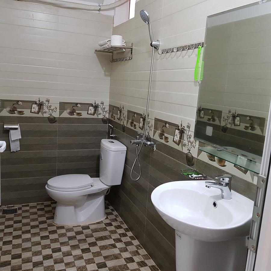 Bac Huong Hotel Κον Τουμ Εξωτερικό φωτογραφία